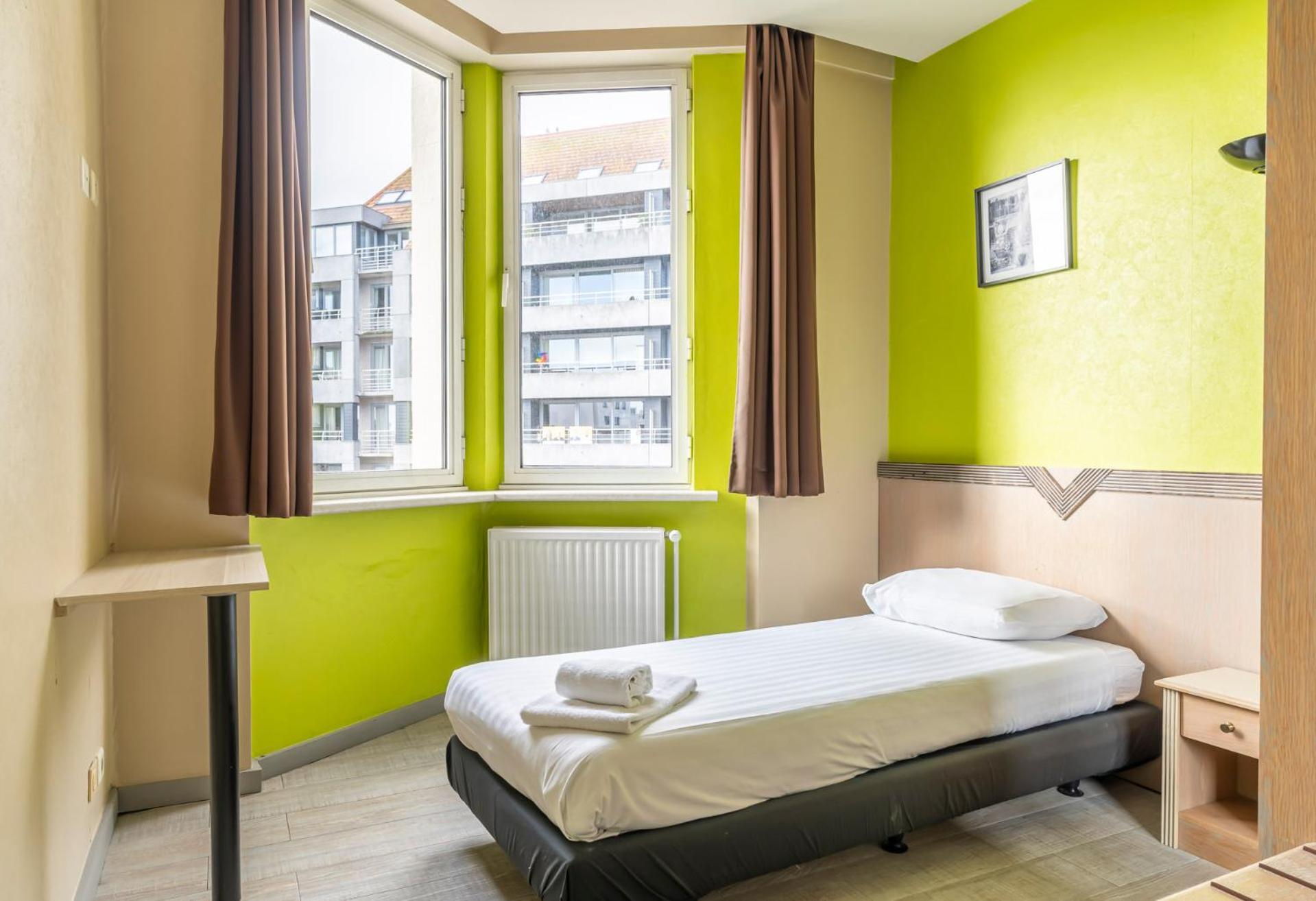 Sleep & Go Blankenberge Hotel Bagian luar foto
